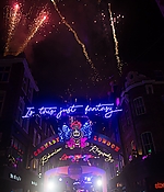 070.jpg