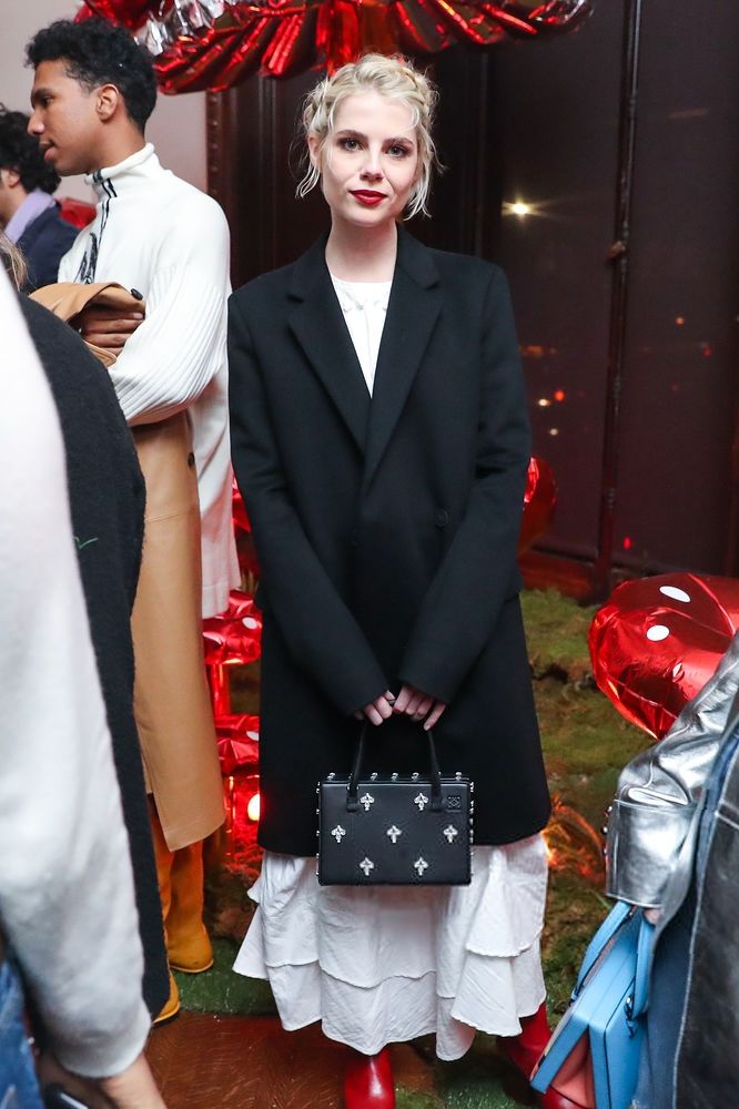 ILB-003.jpg ILB-003.jpg