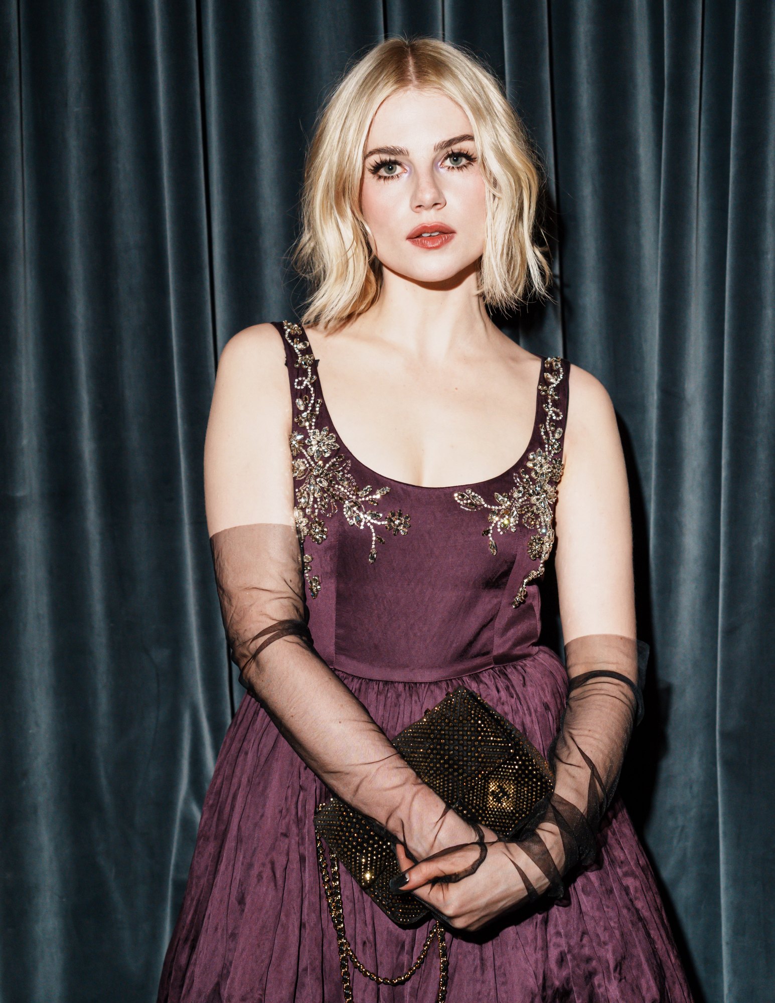 SLB-002.jpg SLB-002.jpg