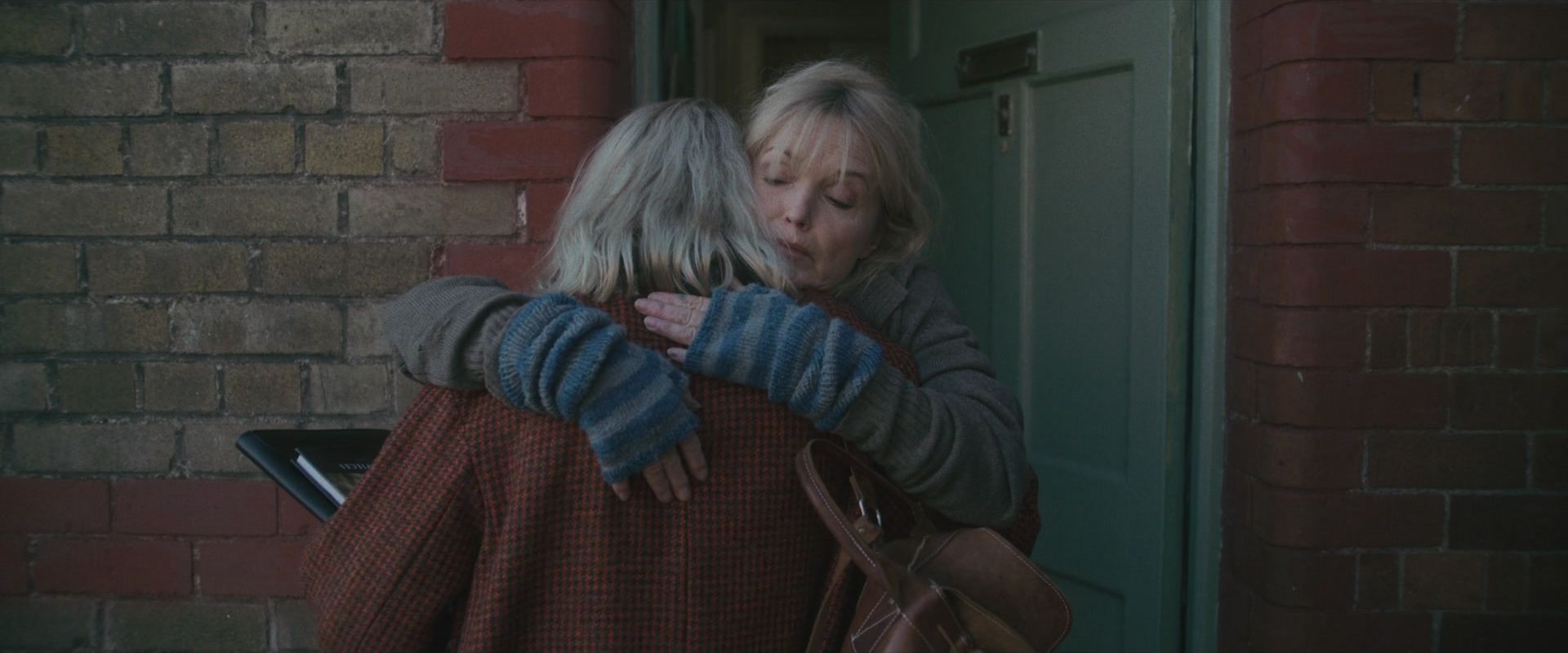 ILB203-195.jpg ILB203-195.jpg