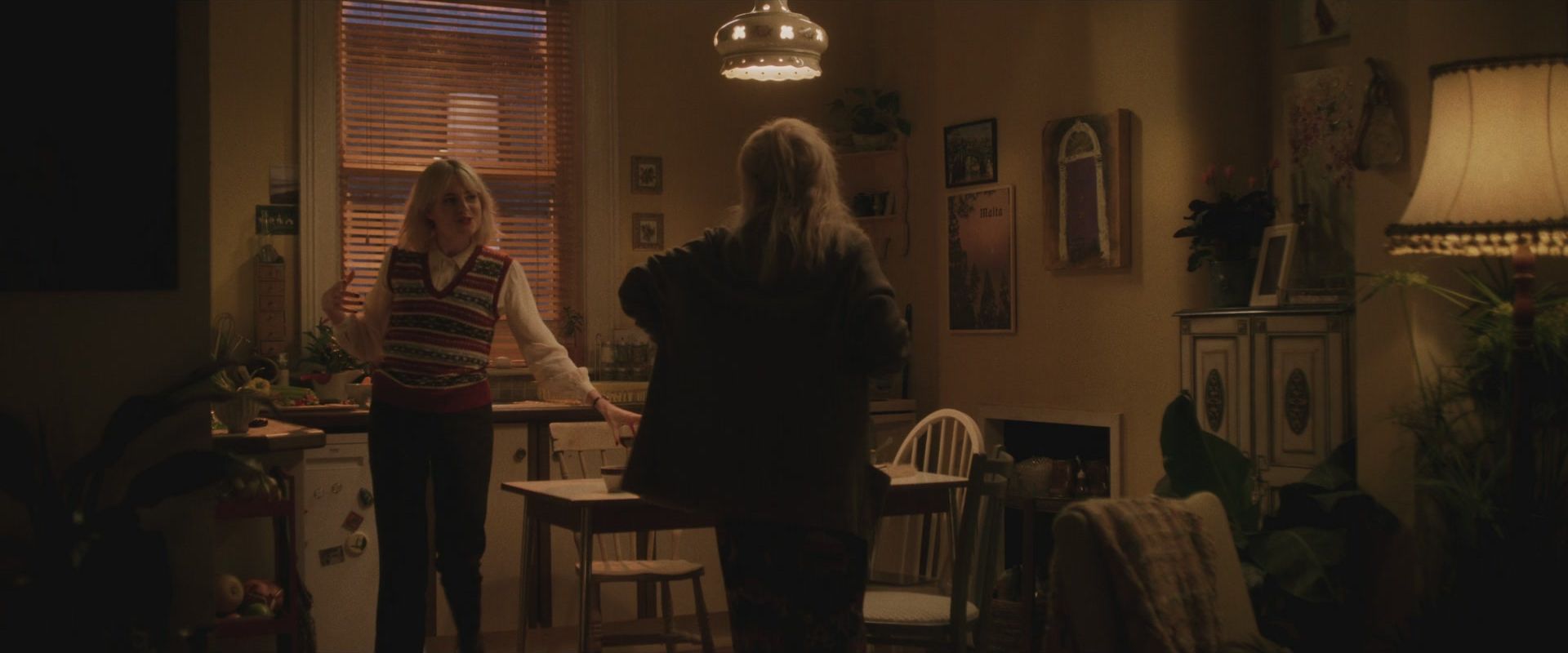 ILB203-230.jpg ILB203-230.jpg