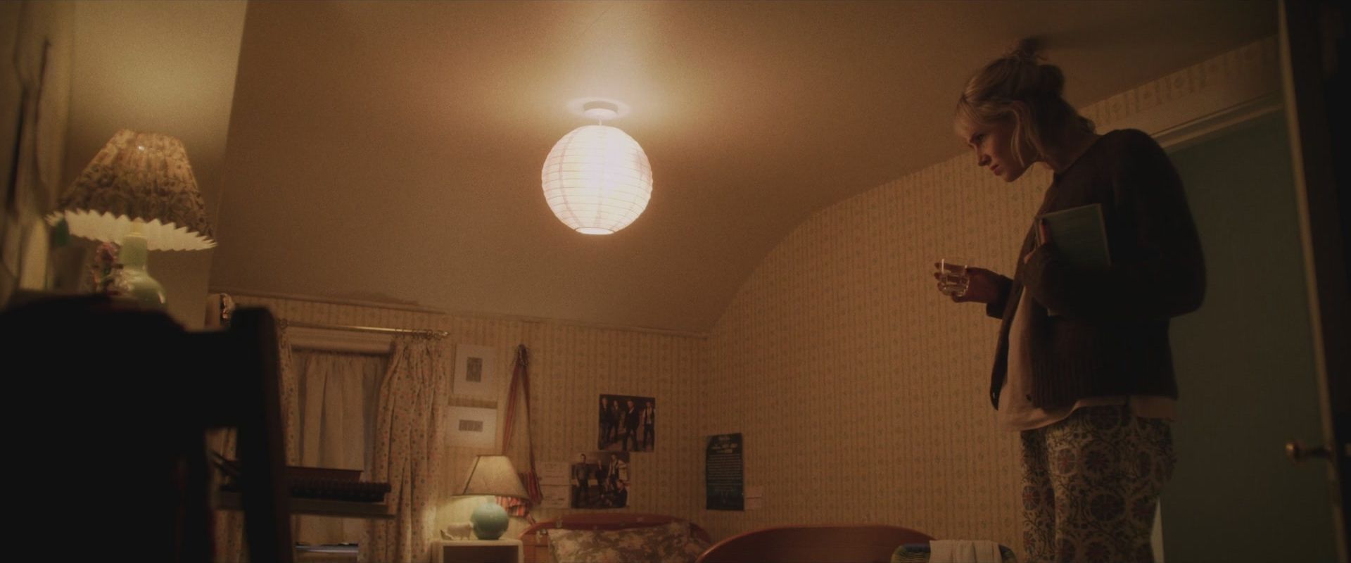 ILB203-235.jpg ILB203-235.jpg