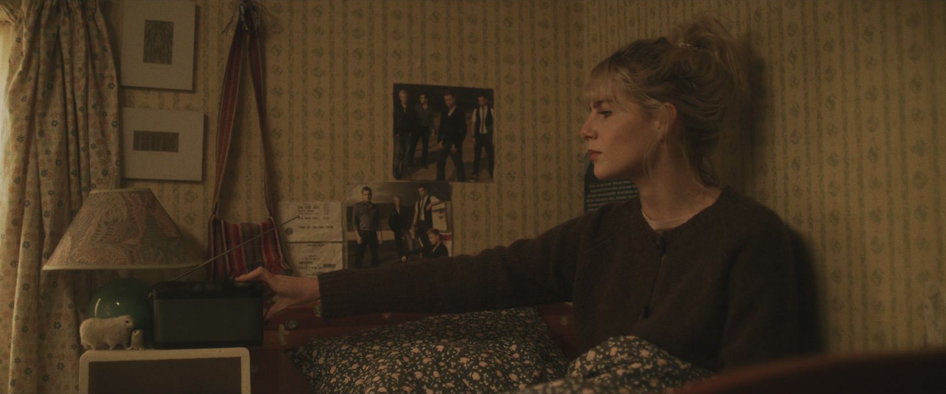 ILB203-273.jpg ILB203-273.jpg